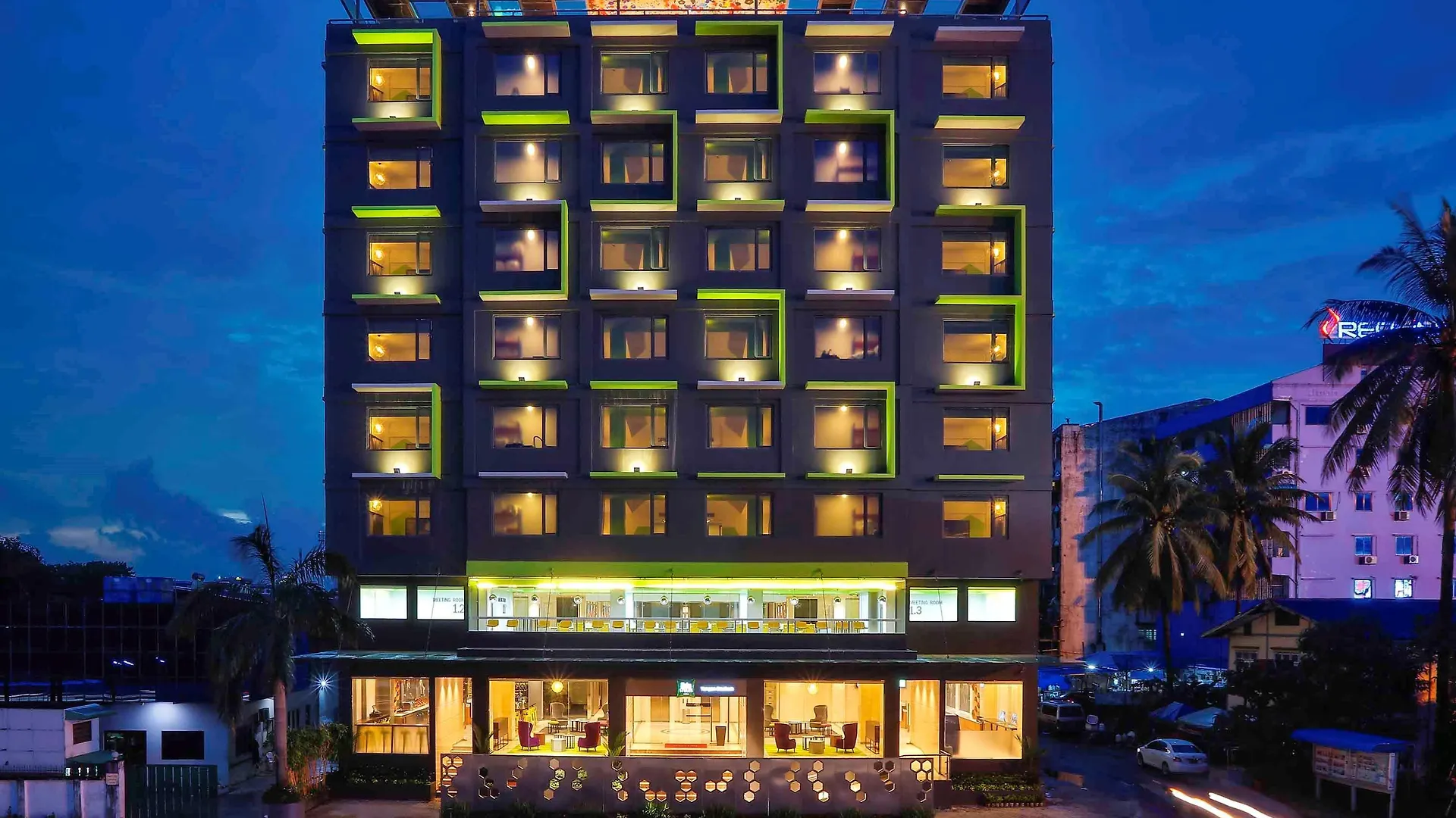 Hotel Stadium Yangon